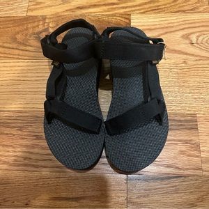 teva platform sandle